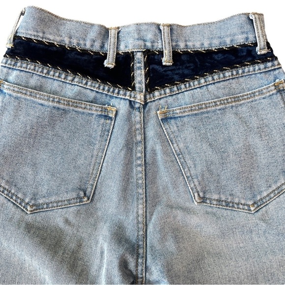 Vintage JL Harris High Rise Light Wash Velvet Trim 90s Tapered Mom Jeans Size 8 - Picture 8 of 12